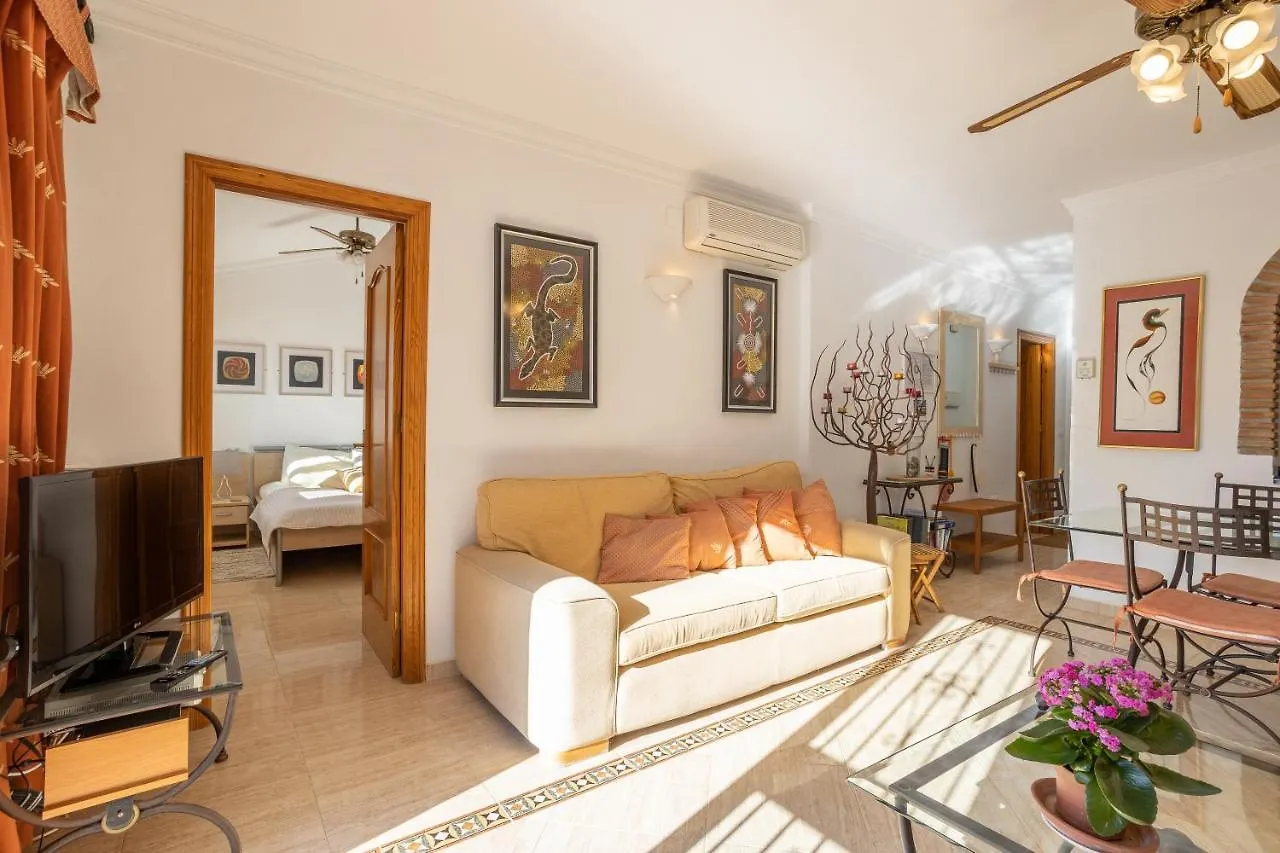 Alto Rey Torrox Beach Apartment 0*,